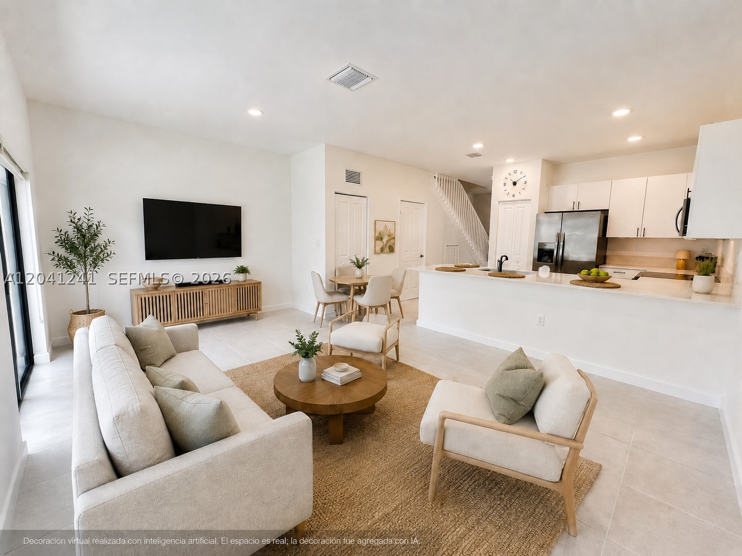 PINE ISLE - Residential
