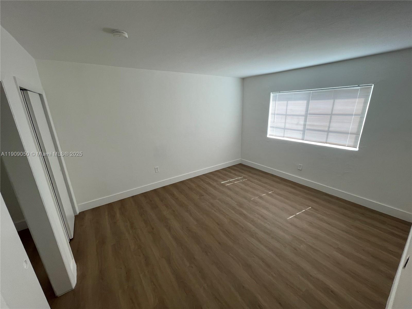 THE WHITE HOUSE CONDO - Residential Lease