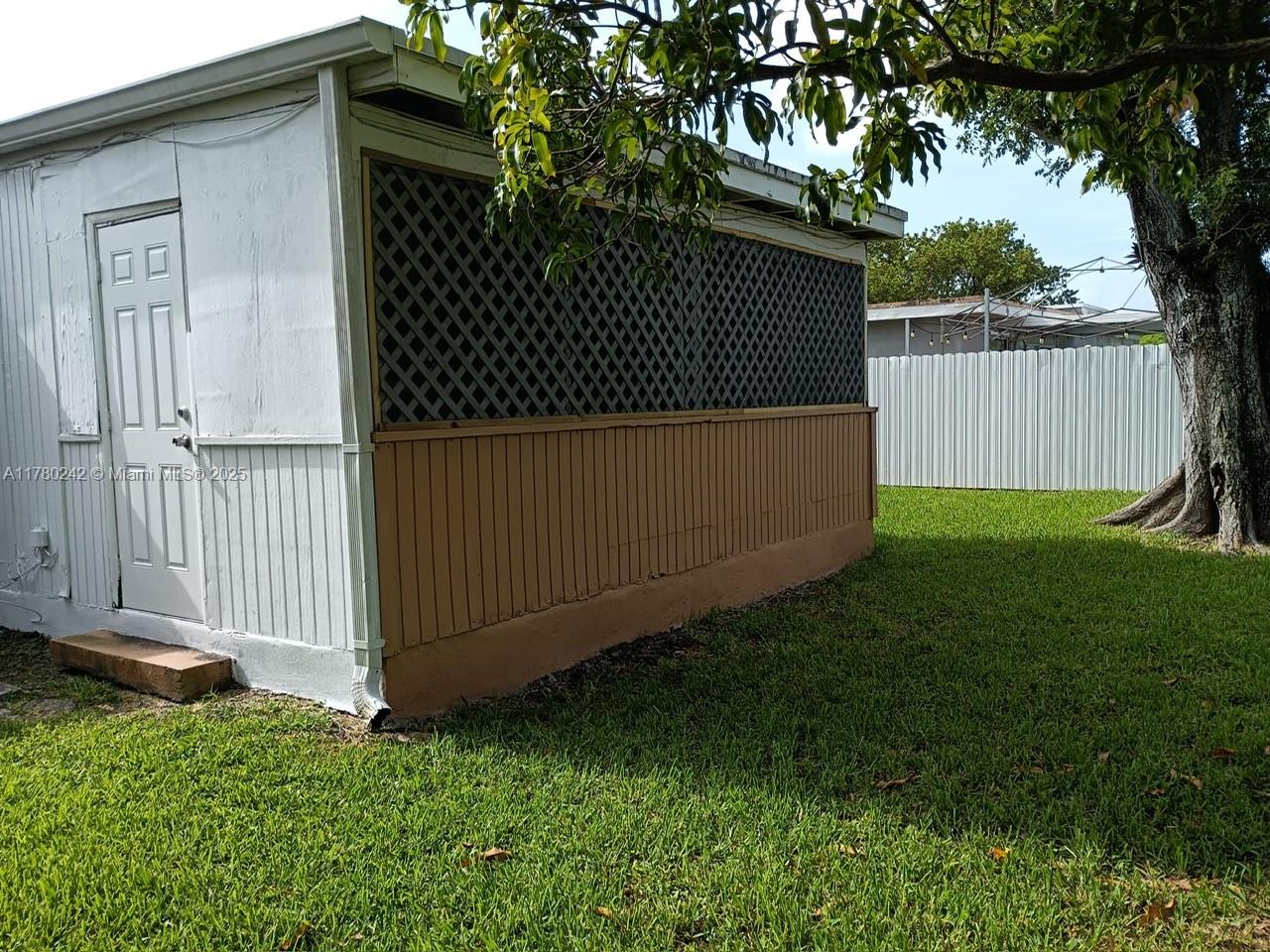 SOUTH MIAMI HEIGHTS ADDN - Residential Lease