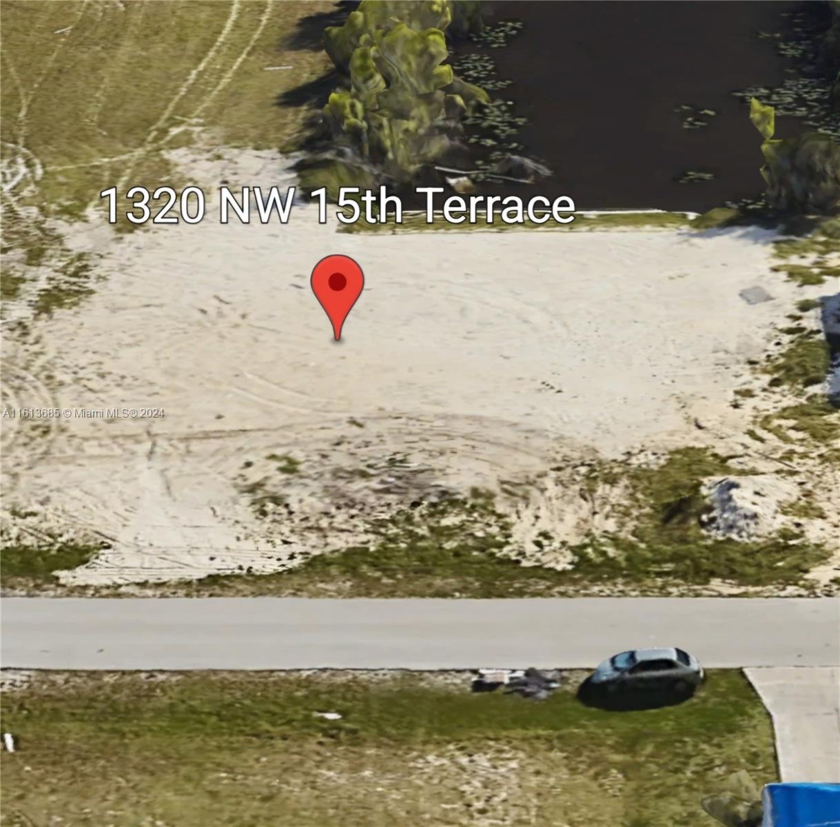 CAPE CORAL - Land