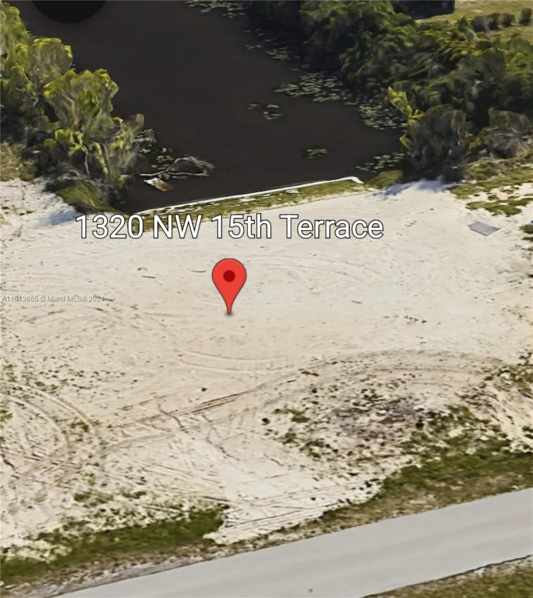 CAPE CORAL - Land