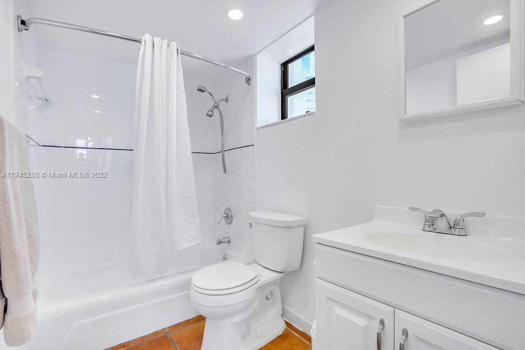 OCEAN PARK CONDO - Residential