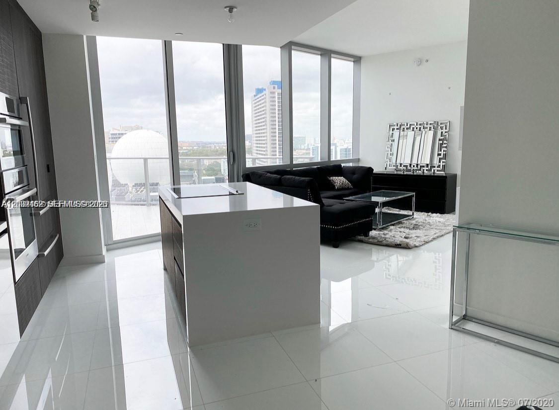 PARAMOUNT WORLD CENTER - Residential