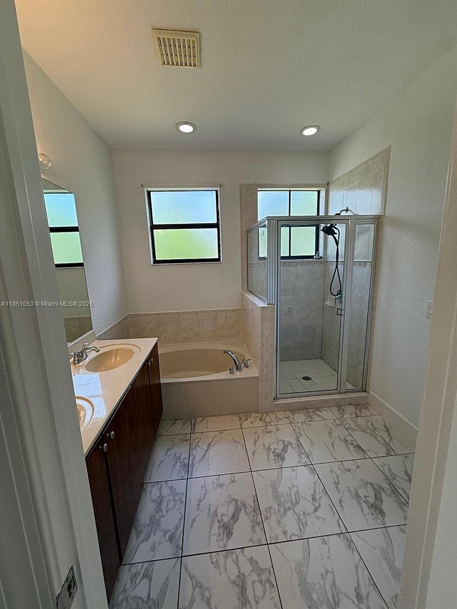 TRELLIS AT BAYSHORE - Residential Lease