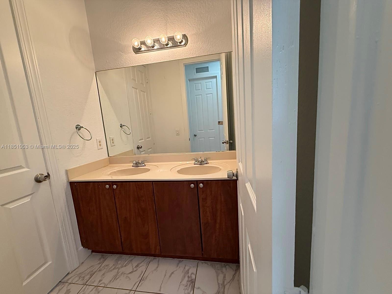 TRELLIS AT BAYSHORE - Residential Lease
