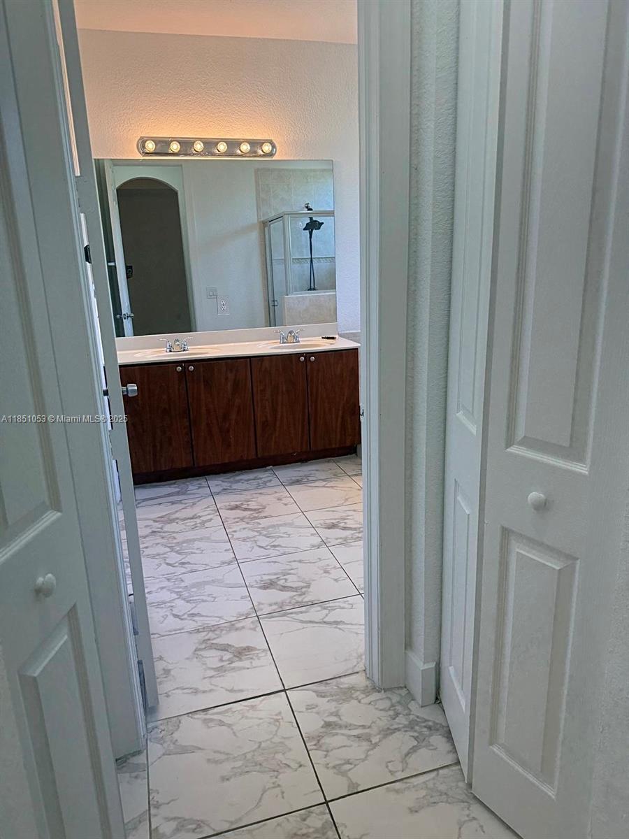 TRELLIS AT BAYSHORE - Residential Lease