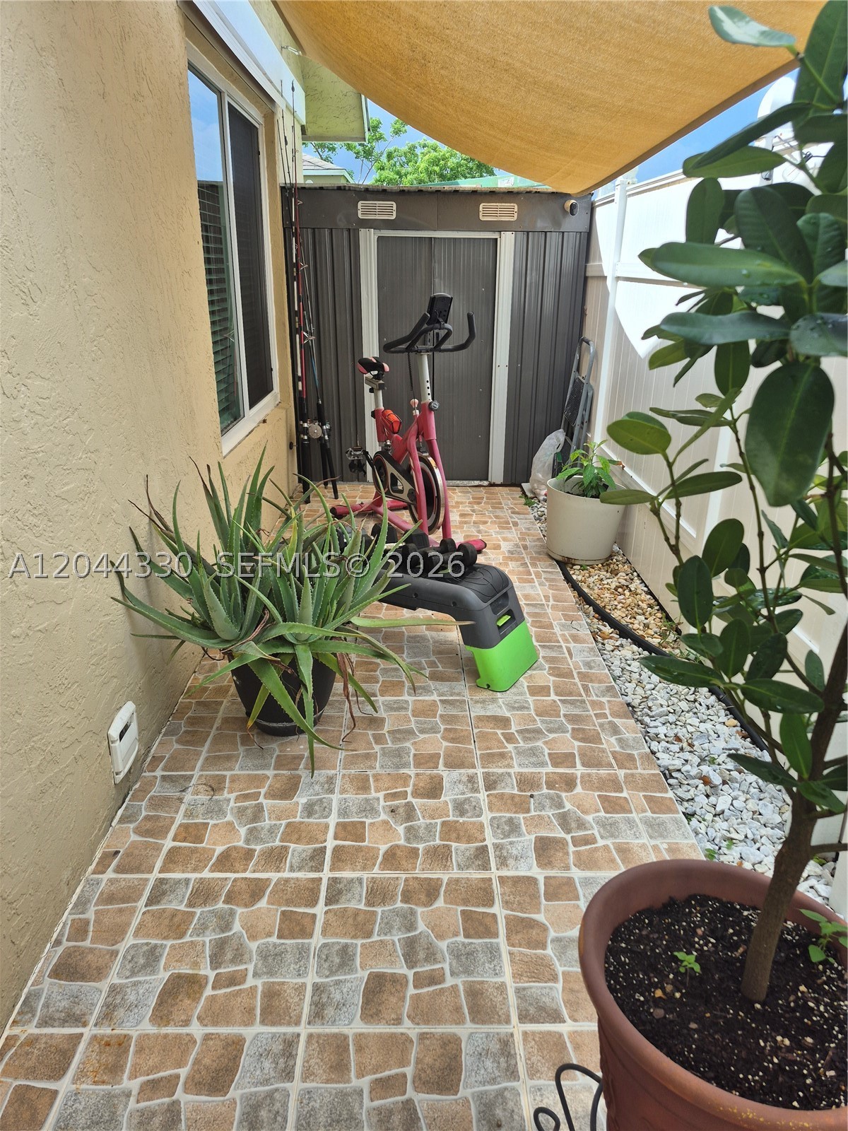 SUMMIT PINES UNIT 2 - Residential