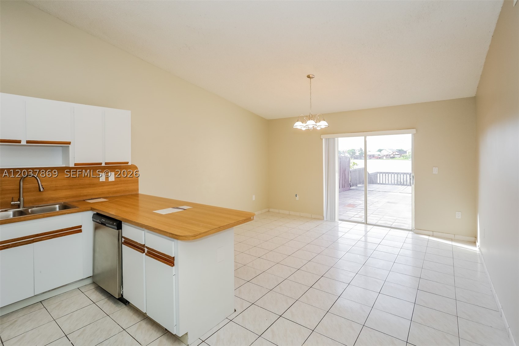 WEST MILLER HEIGHTS SEC 3 - Residential Lease