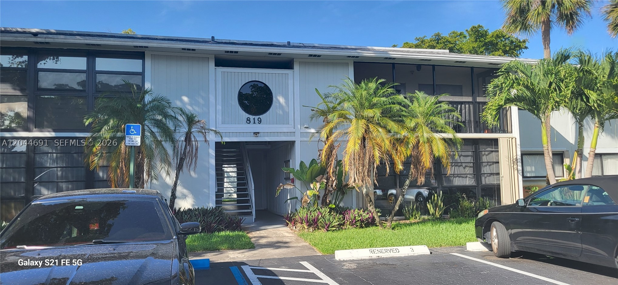 Remodeled Kitchen, Bathrooms, Newer Air Conditioner and a very nice tile floors.  This unit comes with a washer and dryer, and extra room that can easily be converter to a small bedroom.  Low maintenance fee and no special assessments.  Seller is motivated.