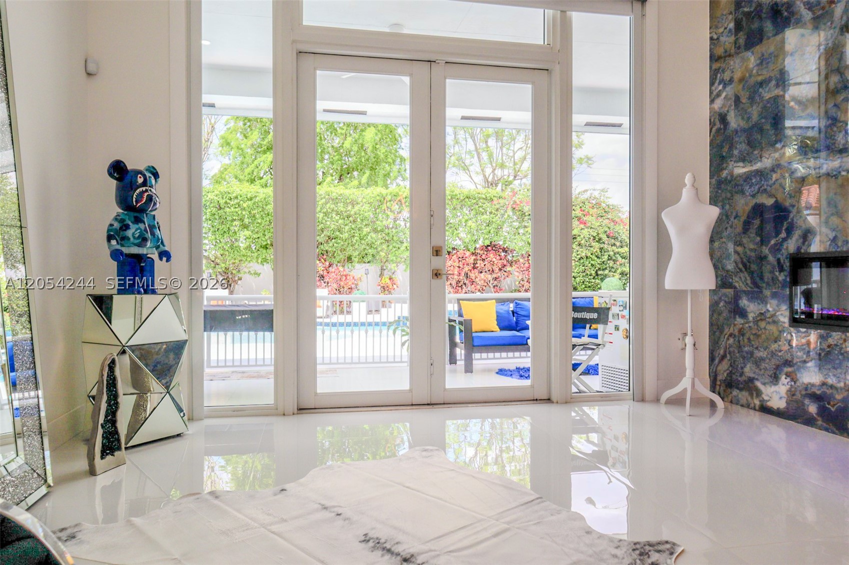 PONCIANA GARDENS - Residential
