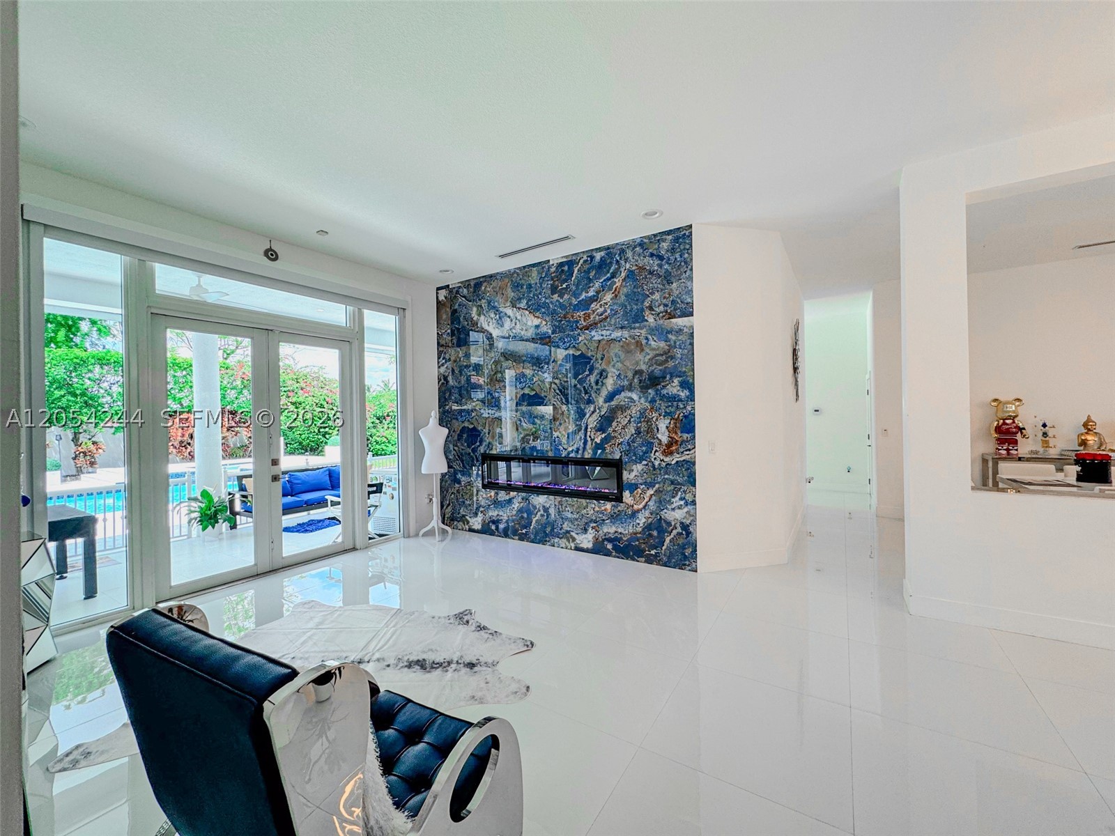 PONCIANA GARDENS - Residential