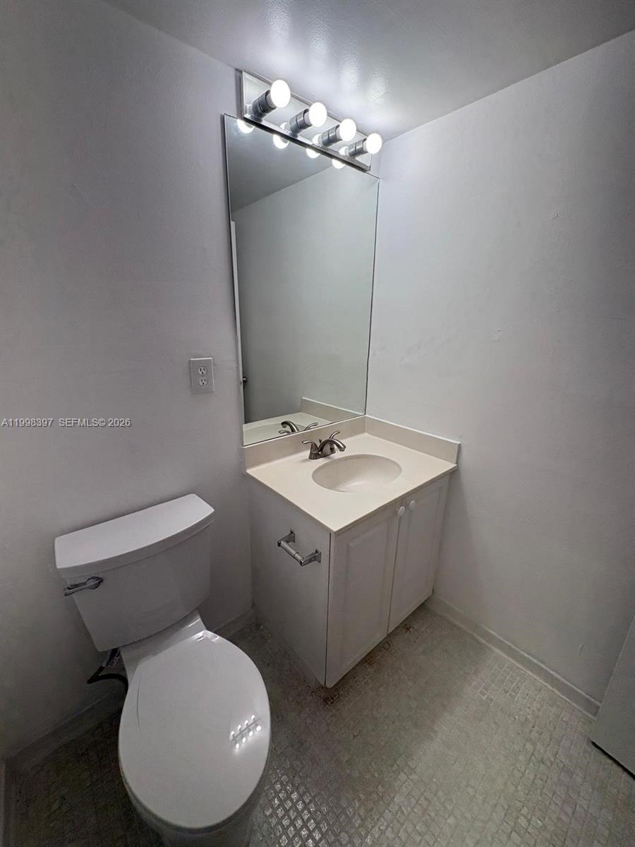 OCEANVIEW BUILDING A COND - Residential