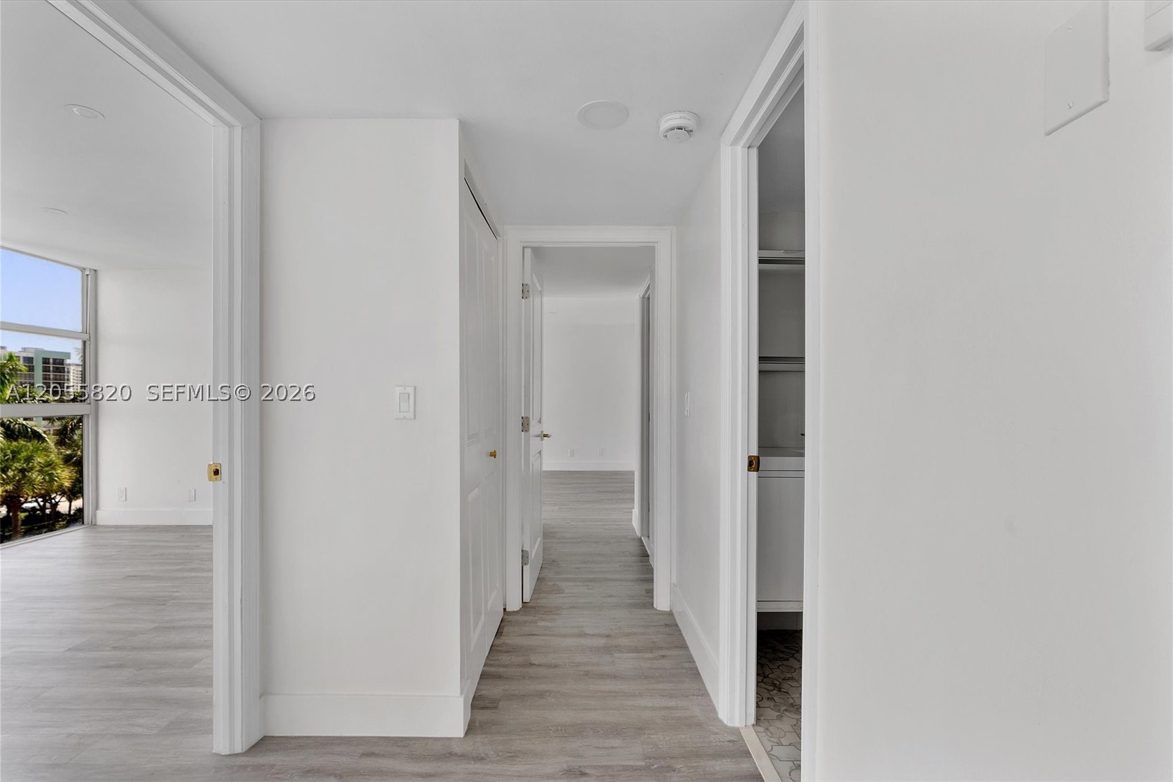 200 LESLIE CONDO - Residential