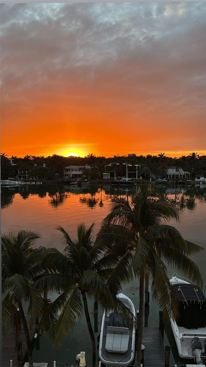 REGATTA AT INDIAN CREEK C - Residential Lease