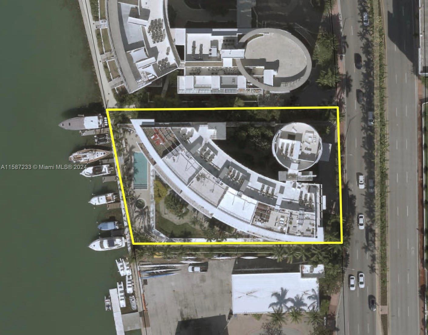 REGATTA AT INDIAN CREEK C - Residential Lease