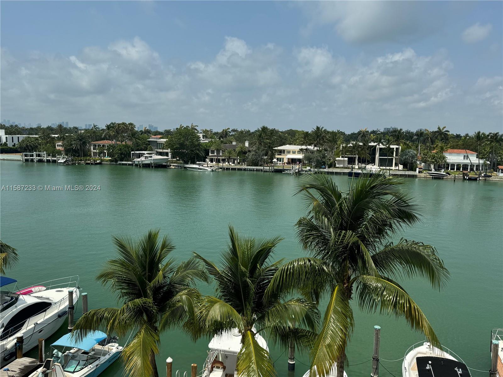 REGATTA AT INDIAN CREEK C - Residential Lease