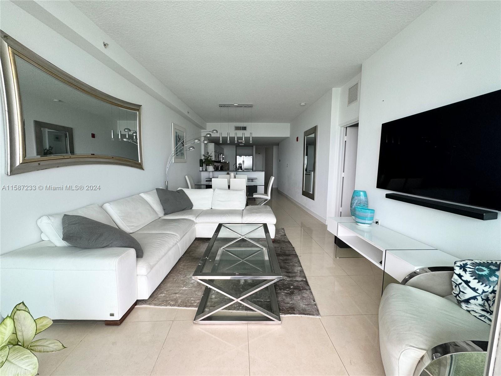 REGATTA AT INDIAN CREEK C - Residential Lease