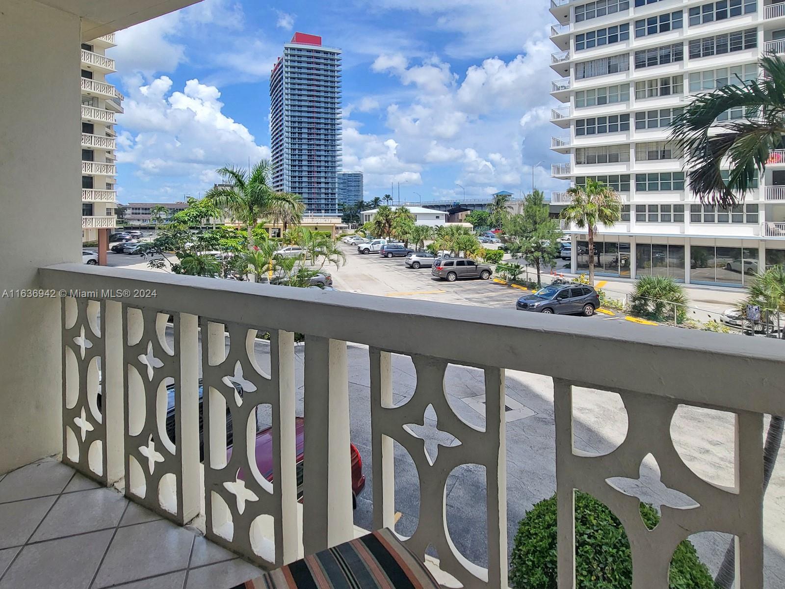 IMPERIAL TOWERS CONDO - Residential