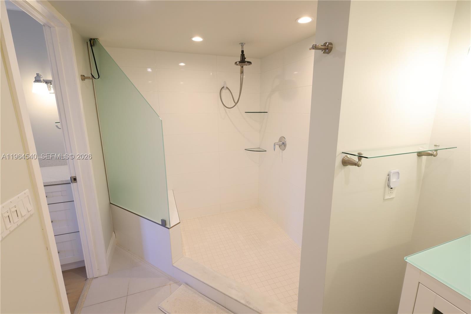 NORTH BEACH CONDO - Residential