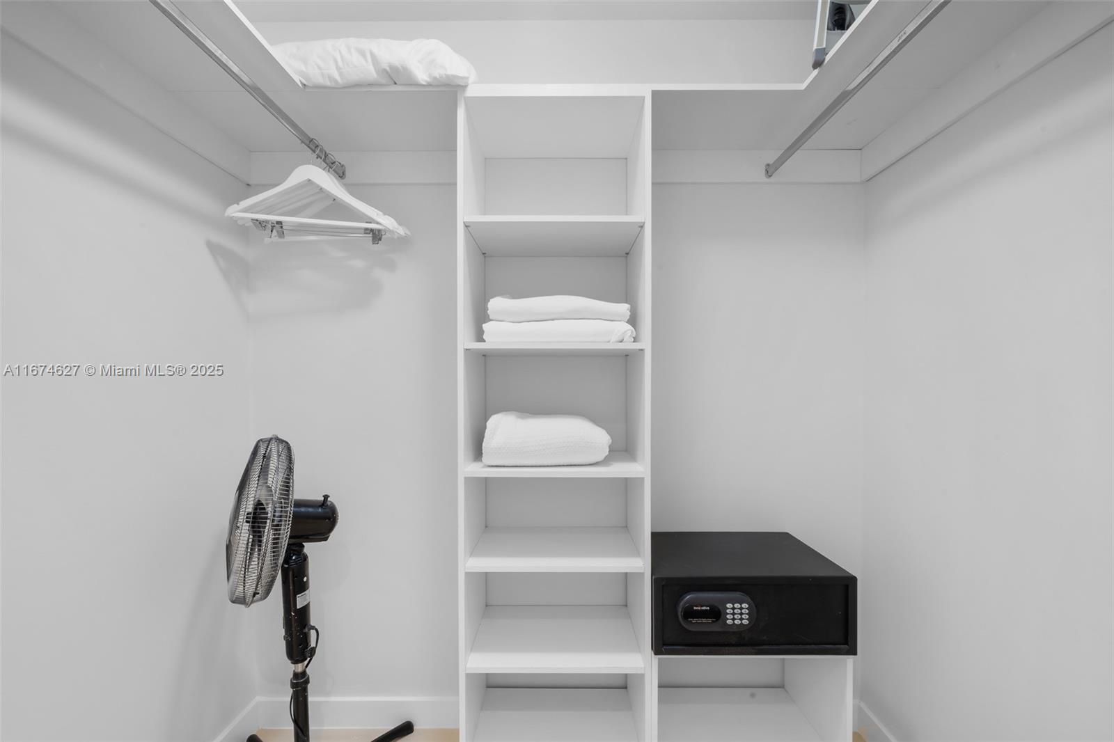 4111 SOUTH OCEAN DRIVE CO - Residential