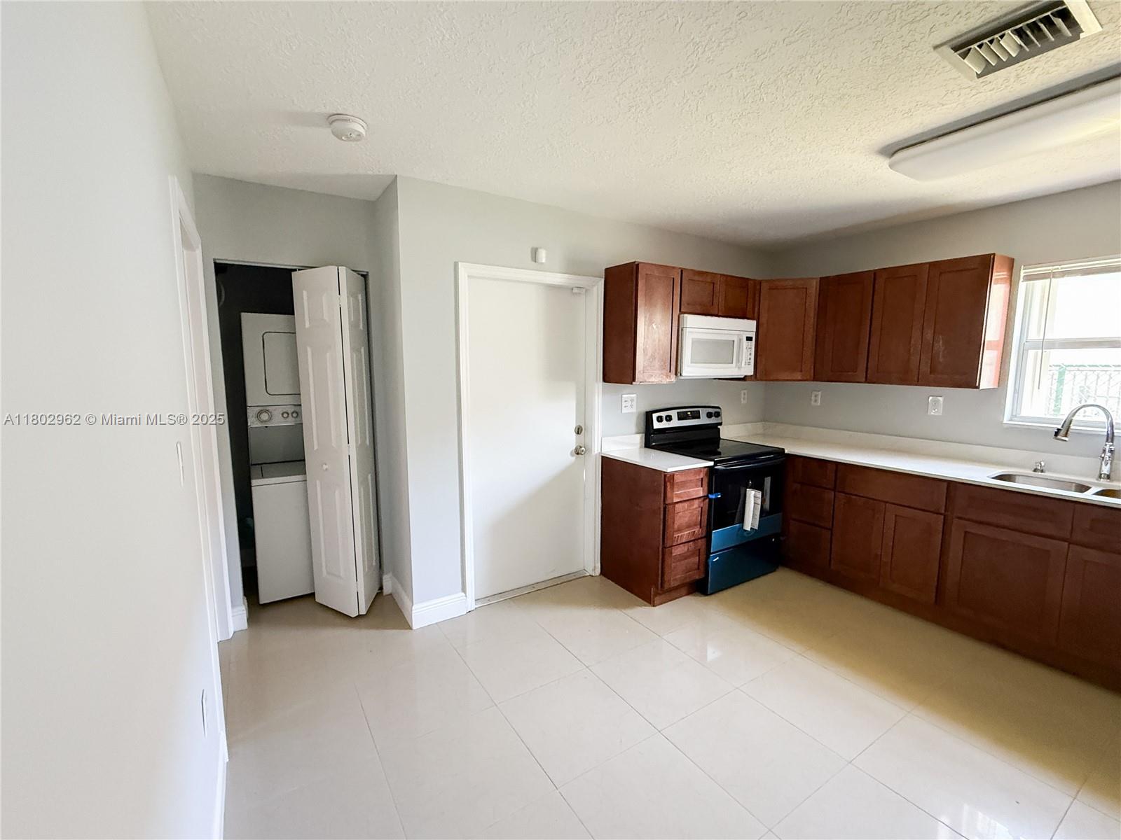 HARLEM ADD - Residential Lease