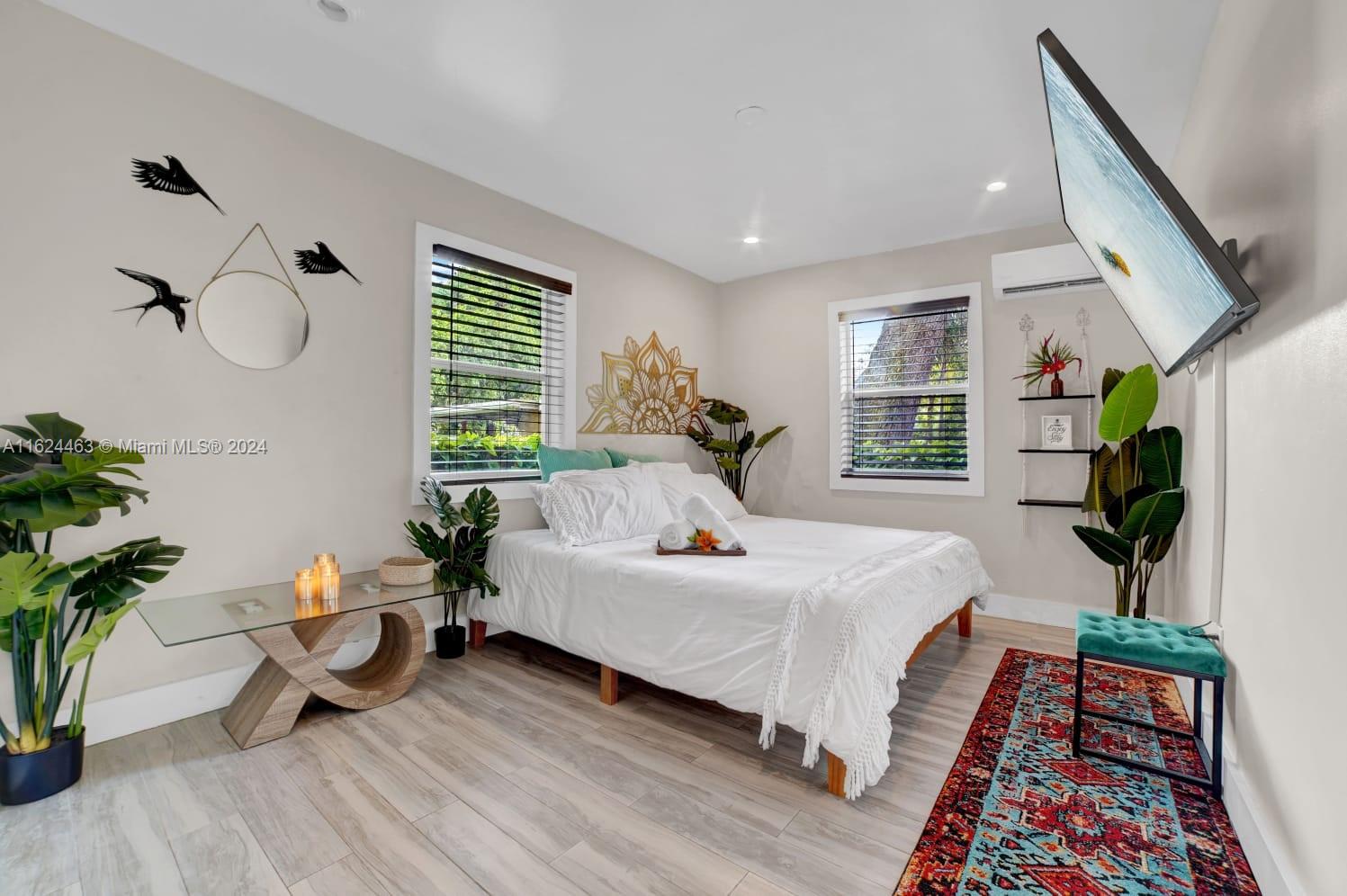 ROCKMOOR VILLA TRACK - Residential Lease