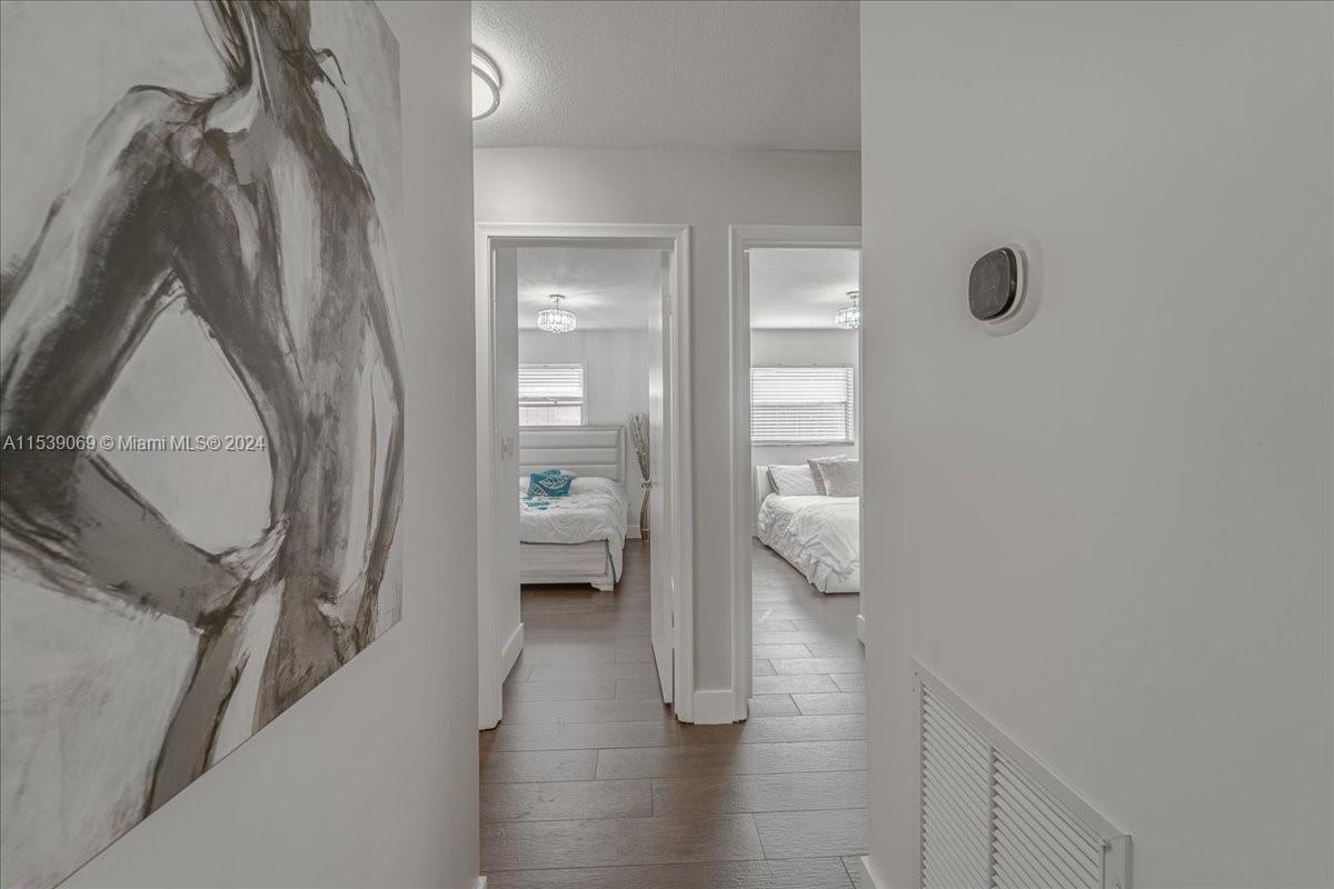 ROYAL PALM POINTE - Residential