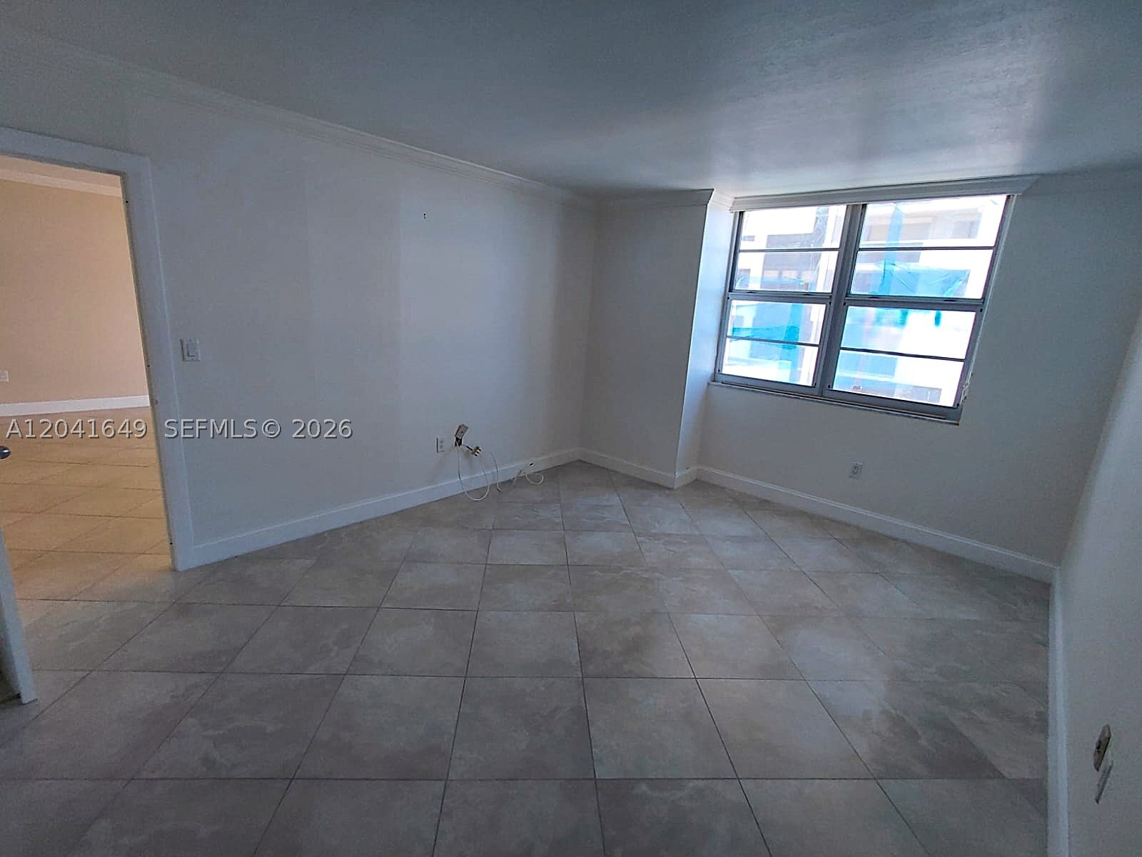 ARLEN BEACH CONDO - Residential