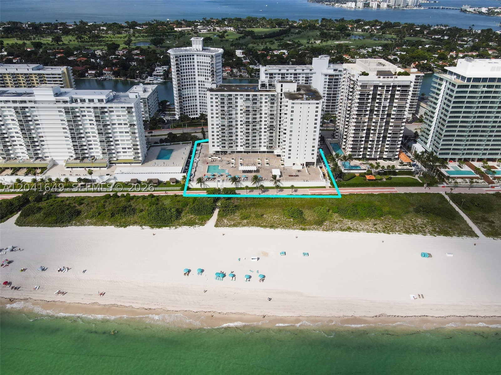 ARLEN BEACH CONDO - Residential
