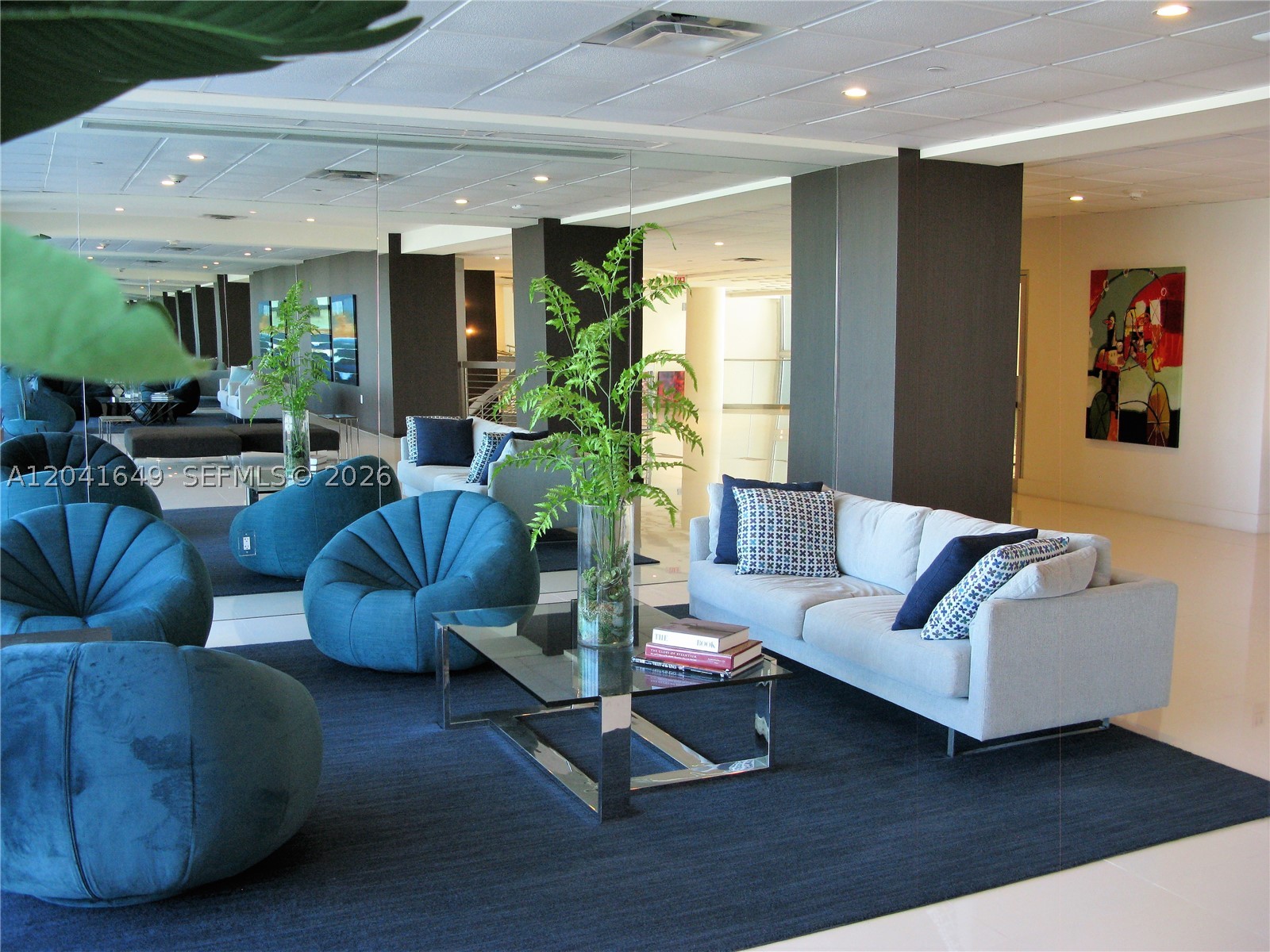 ARLEN BEACH CONDO - Residential