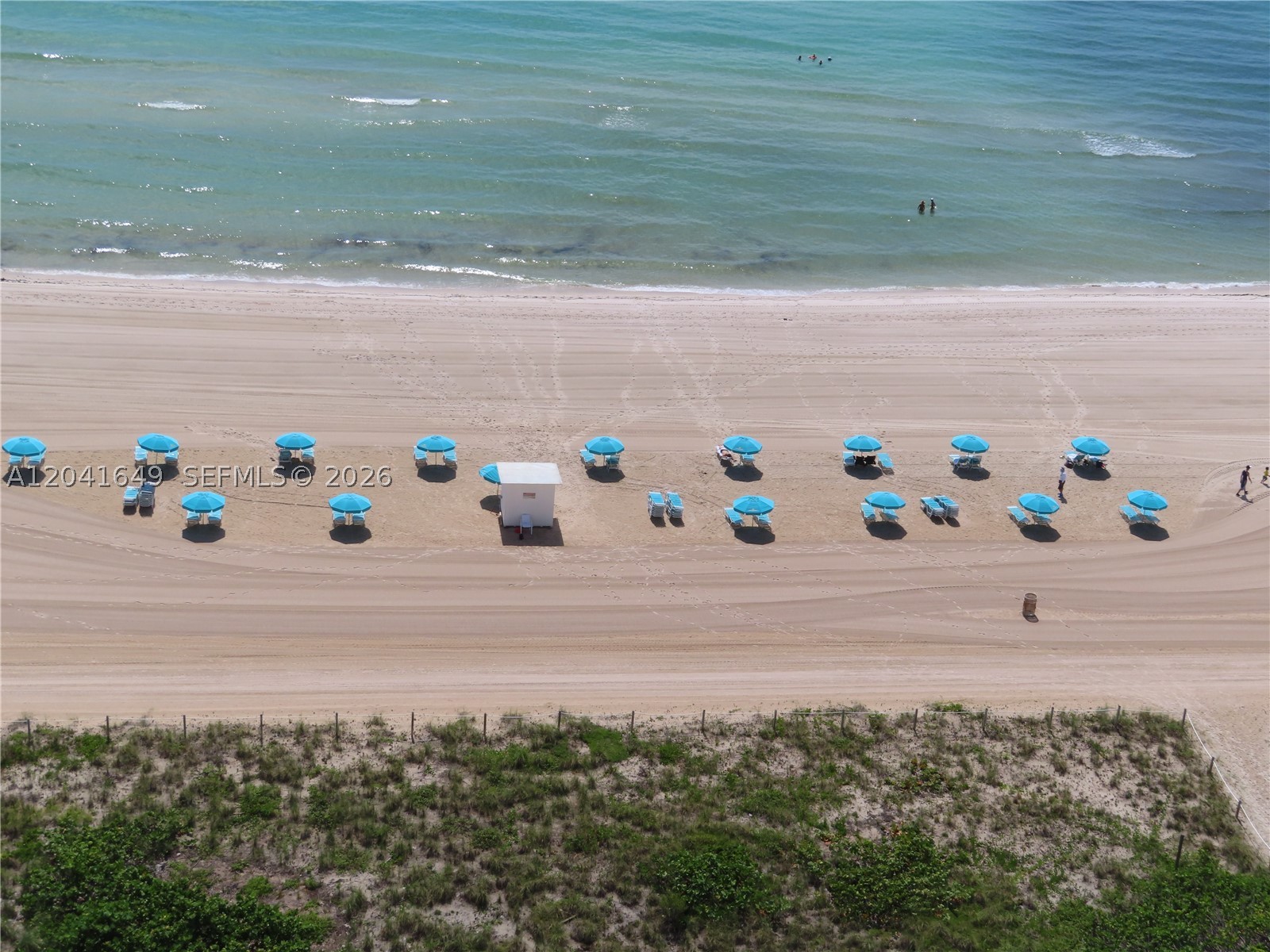 ARLEN BEACH CONDO - Residential
