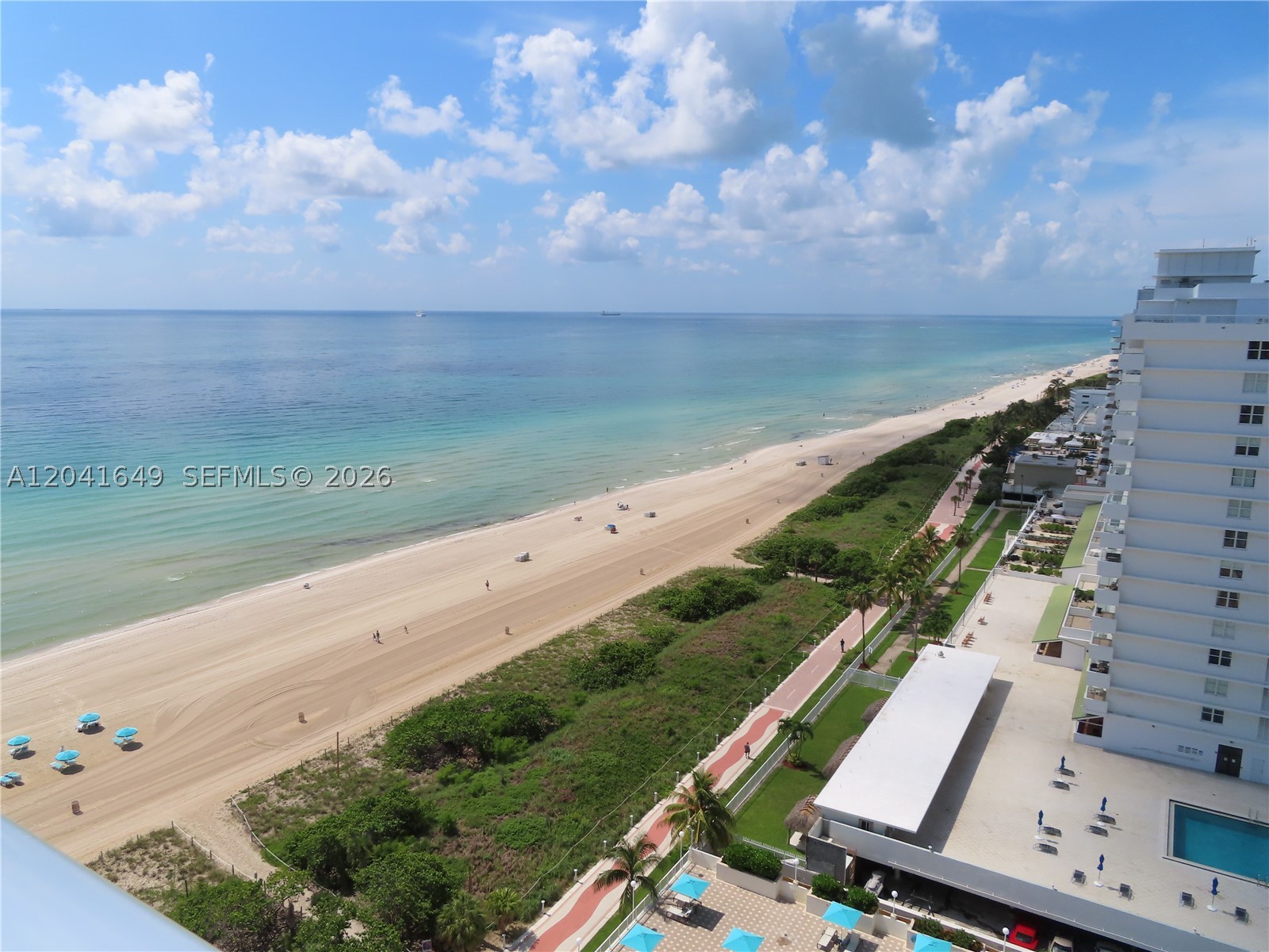 ARLEN BEACH CONDO - Residential