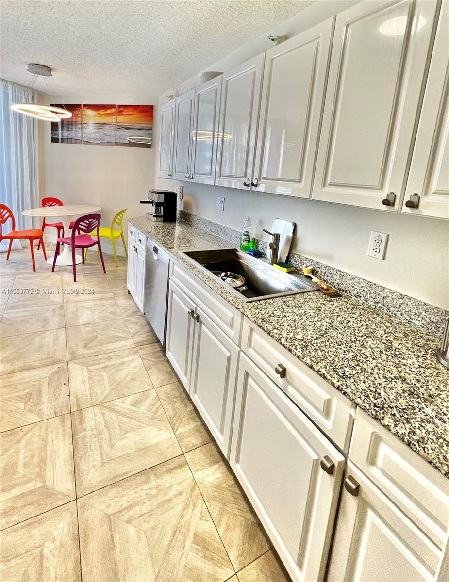 SANDS POINTE OCEAN BEACH - Residential Lease