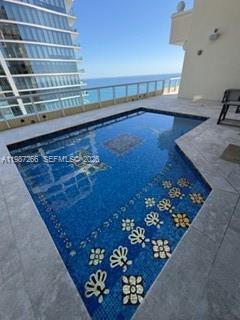 ACQUALINA OCEAN RESIDENCES - Residential
