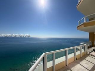 ACQUALINA OCEAN RESIDENCES - Residential