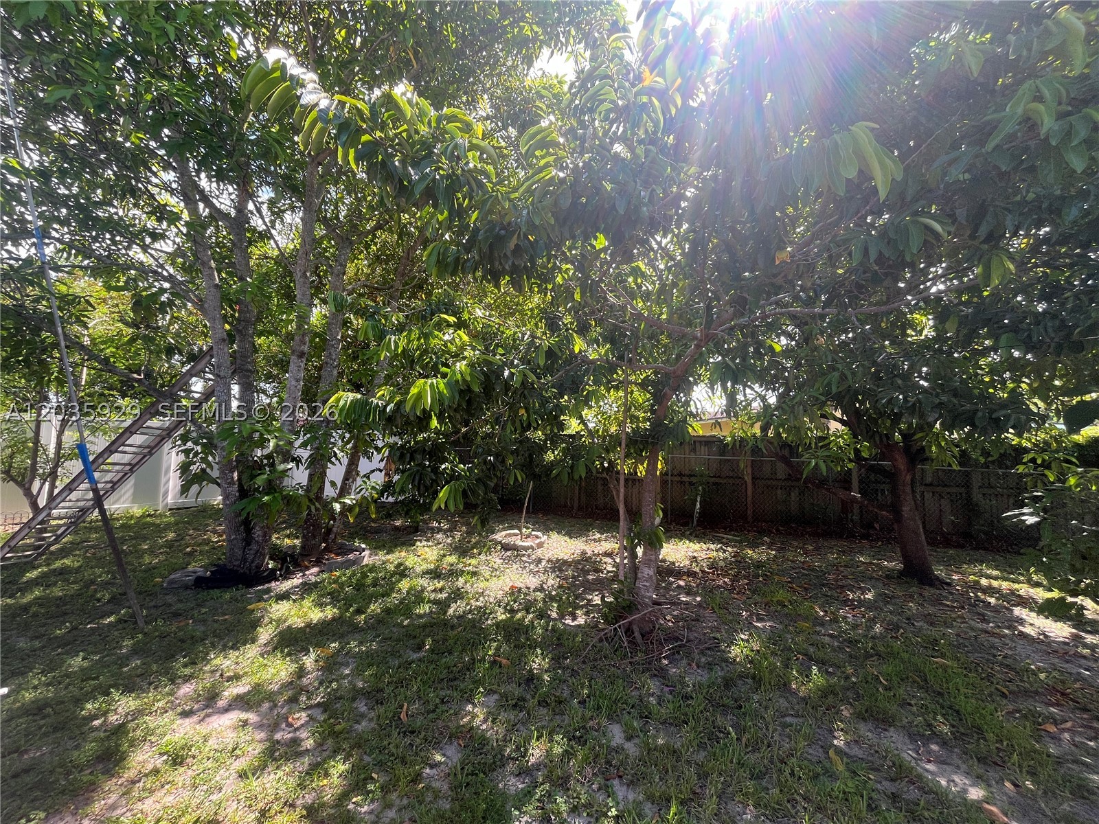 NORTH LAUDERDALE VILLAGE - Residential