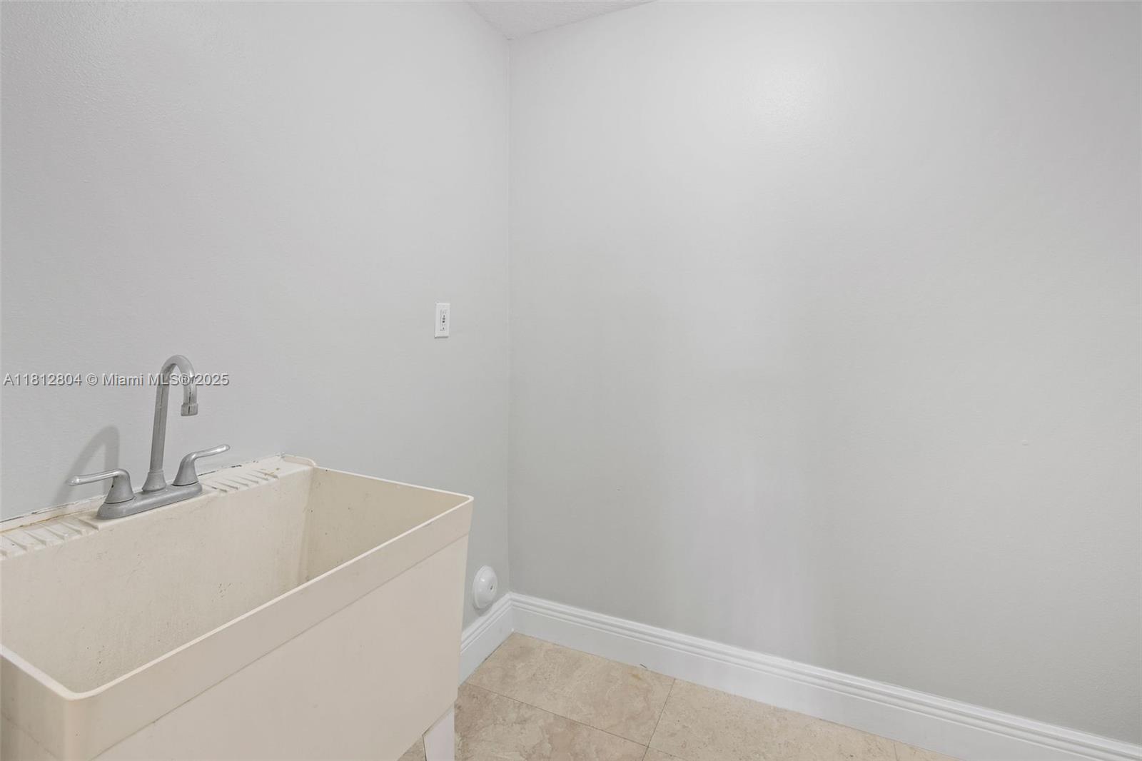 EMERALD GREENS SUB - Residential