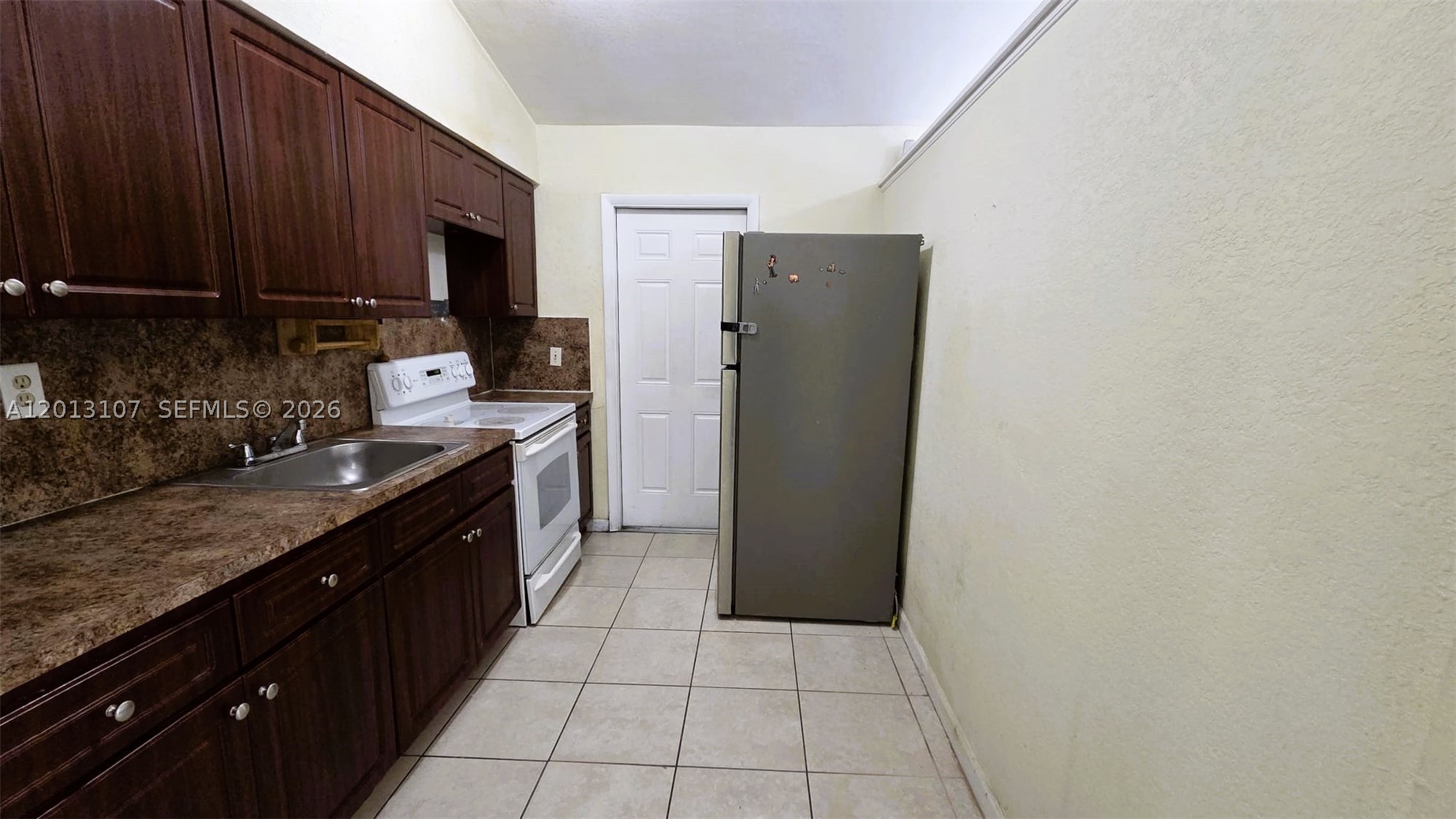HIGH RIDGE PARK - Residential