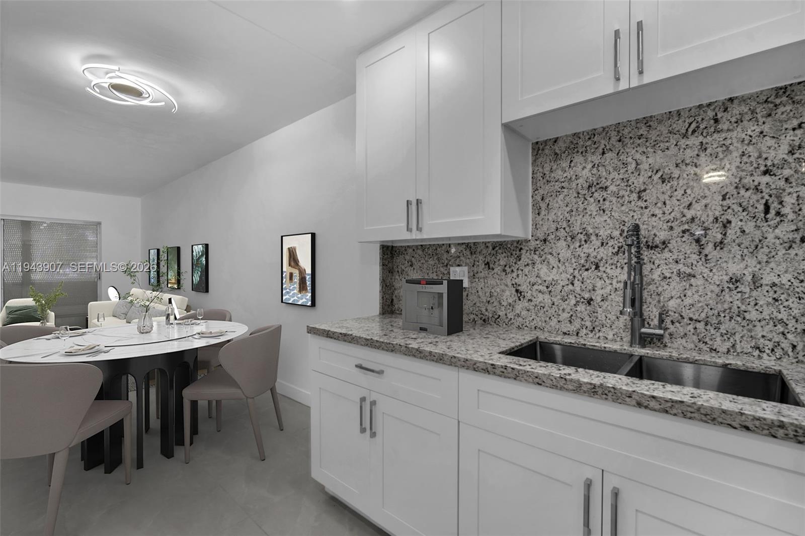 HILLCREST COUNTRY CLUB AP - Residential
