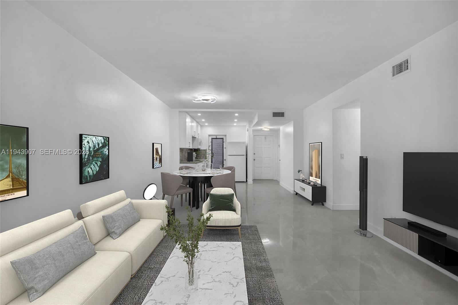 HILLCREST COUNTRY CLUB AP - Residential