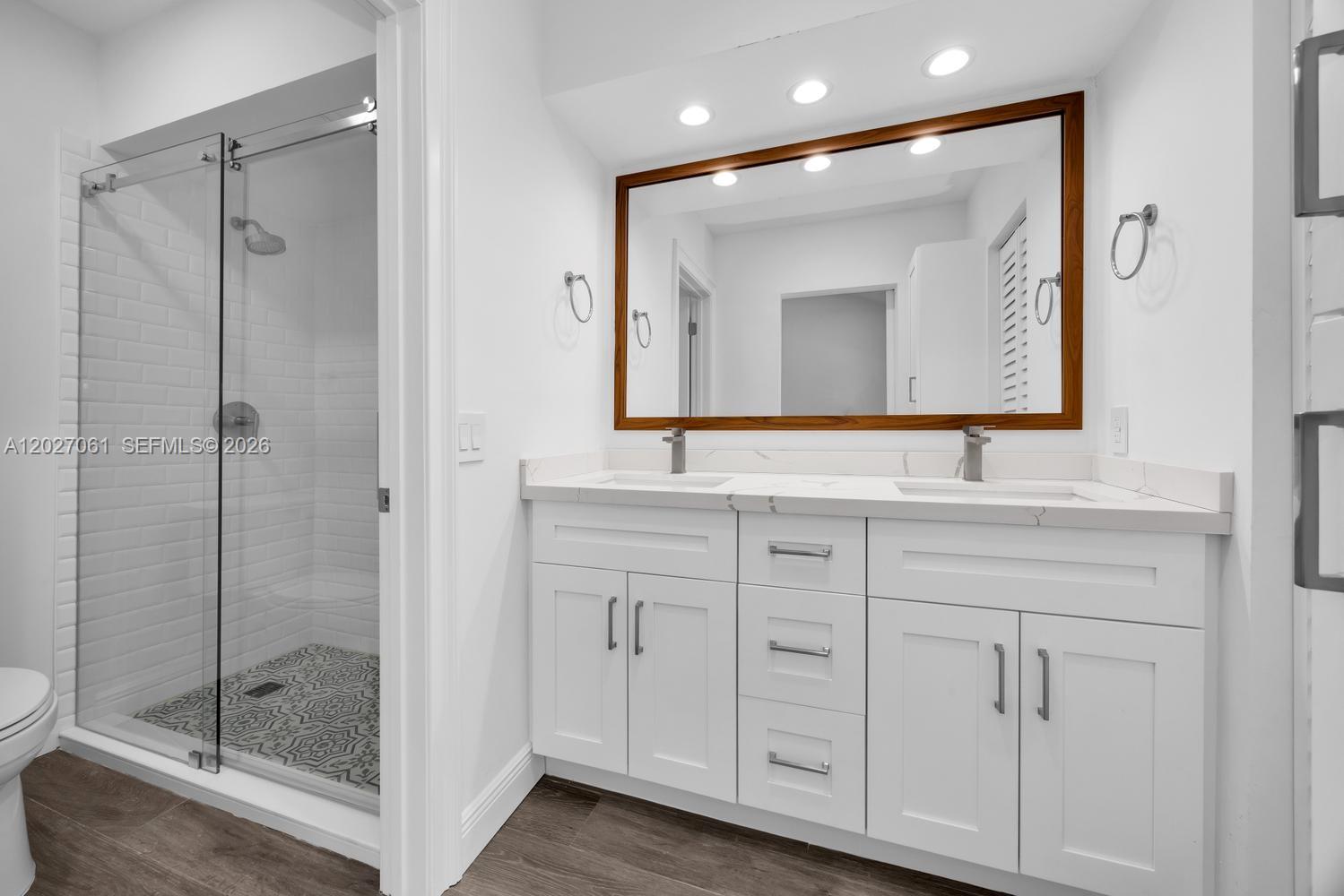 BANYANS OF SOUTH MIAMI CO - Residential Lease
