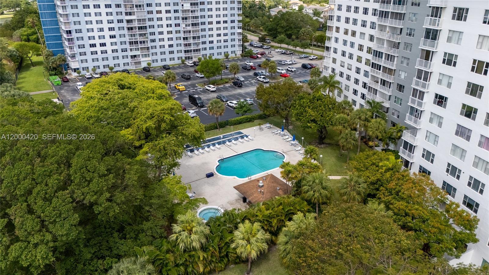 HILLCREST EAST NO 25 COND - Residential