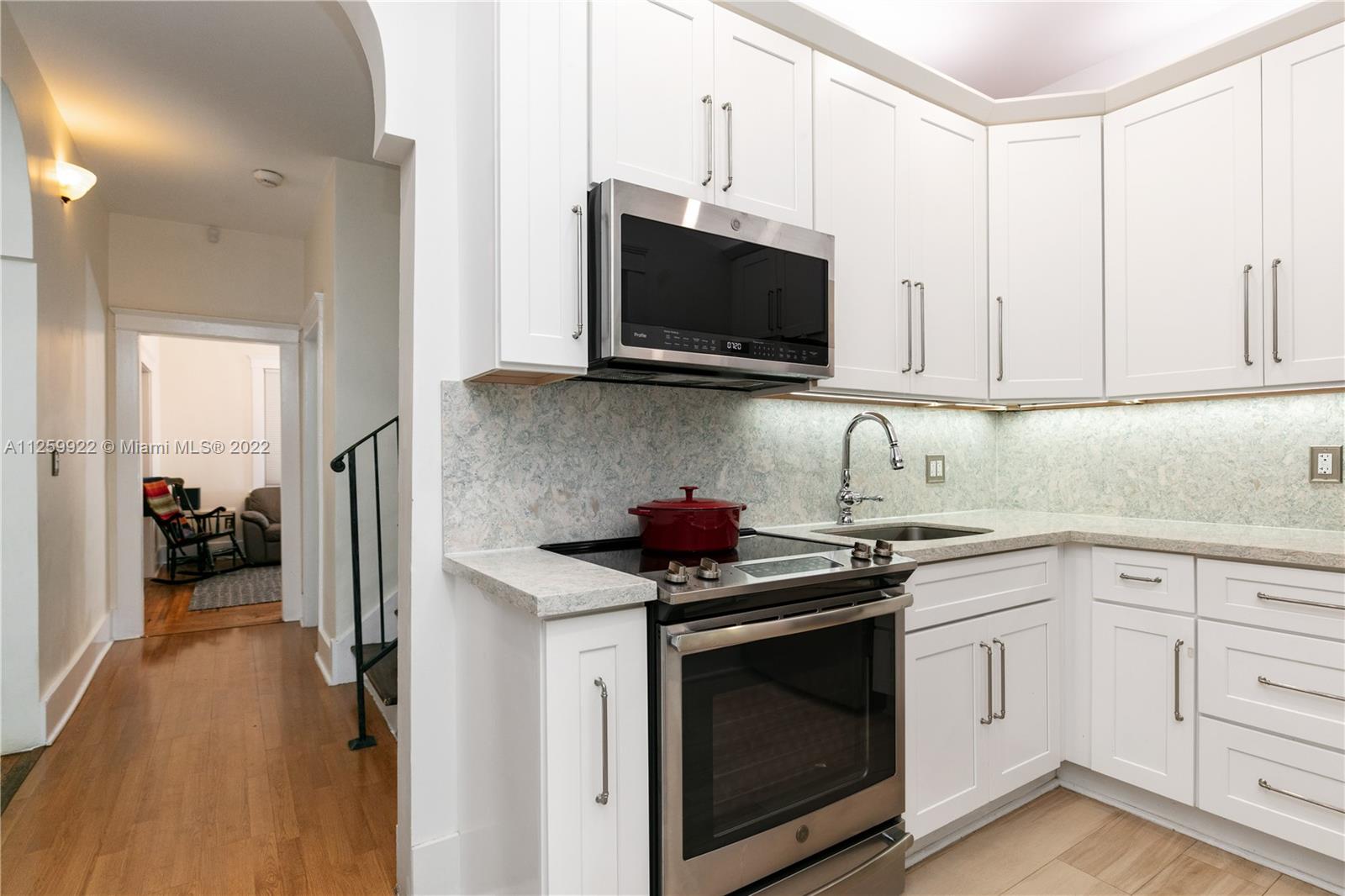 TAMIAMI HEIGHTS - Residential Lease