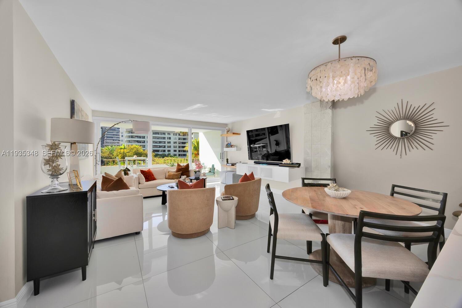 COMMODORE CLUB WEST CONDO - Residential