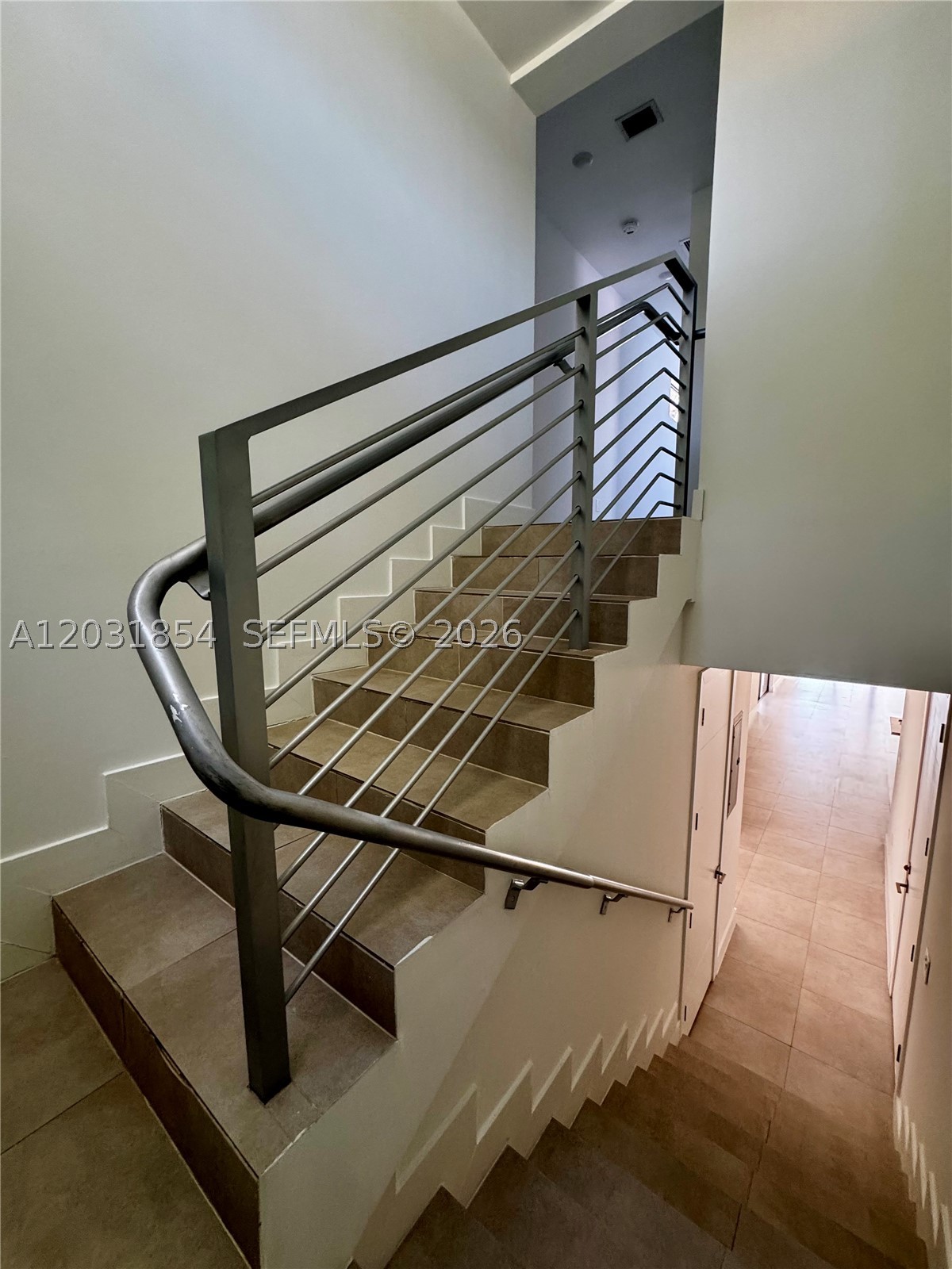 KARNAT SUB - Residential Lease