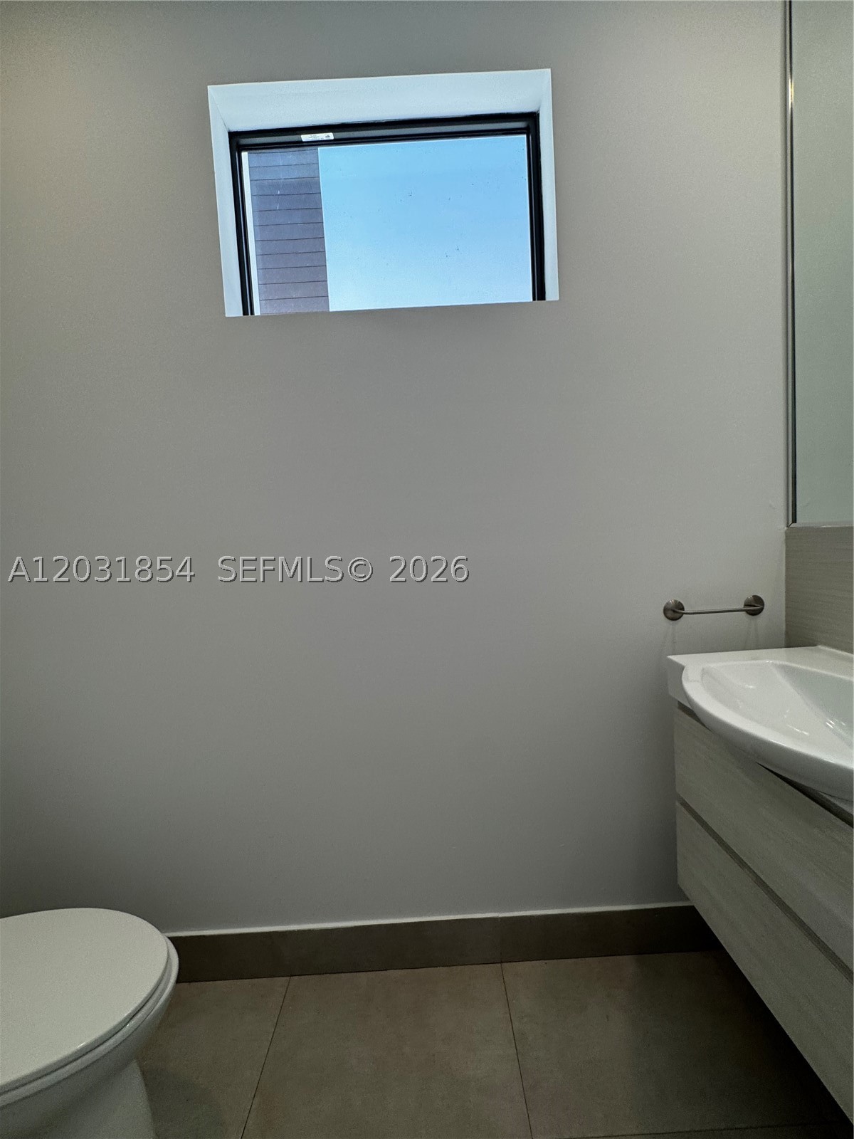 KARNAT SUB - Residential Lease