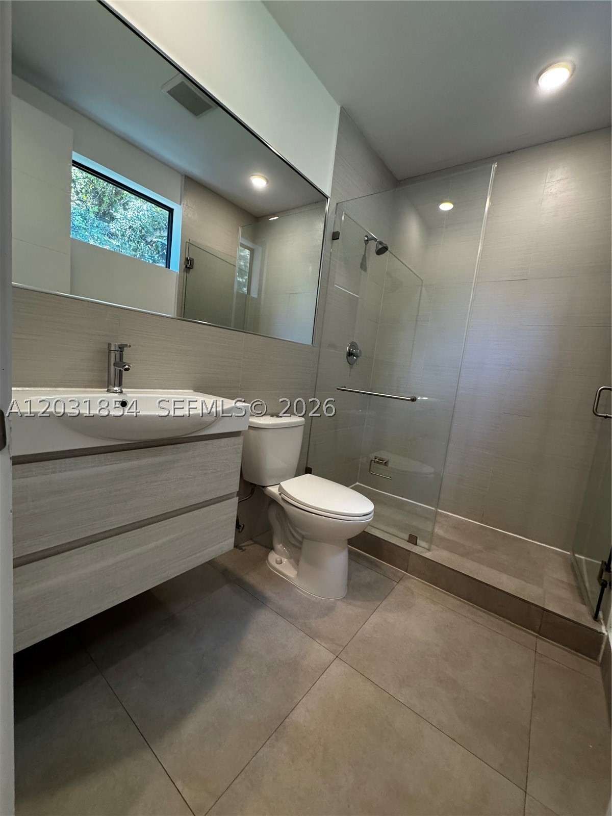 KARNAT SUB - Residential Lease