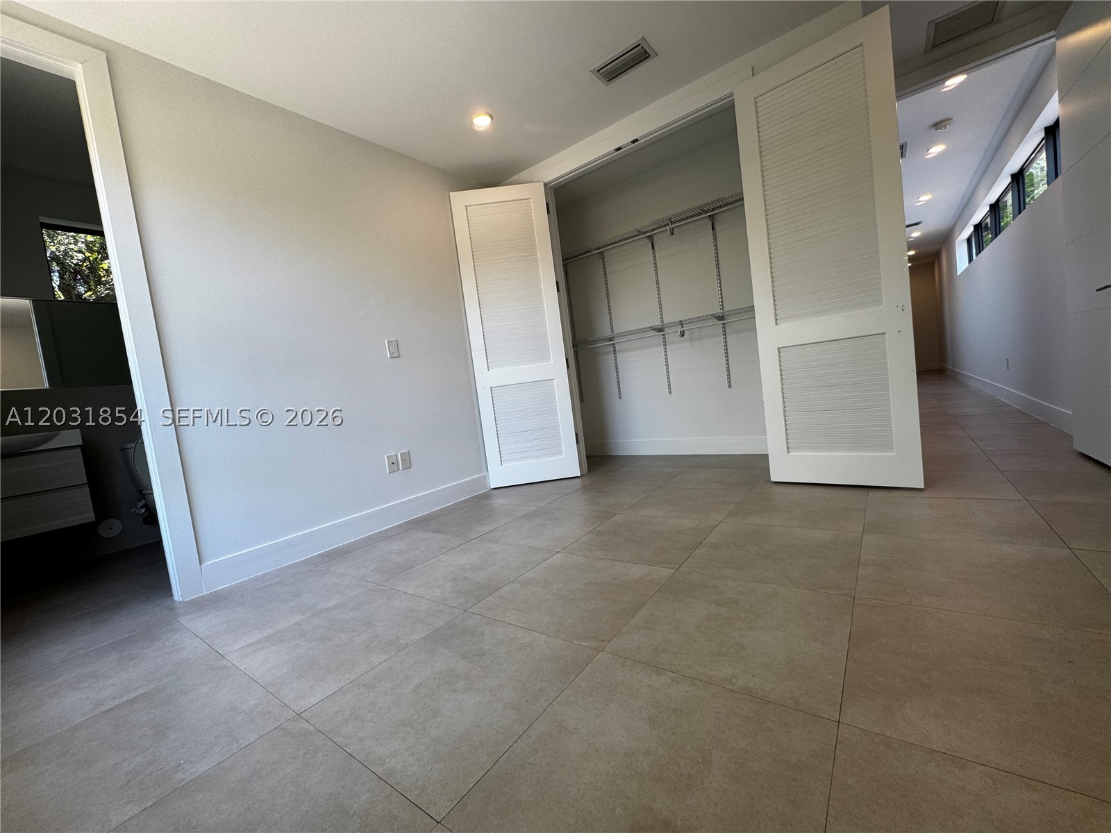 KARNAT SUB - Residential Lease