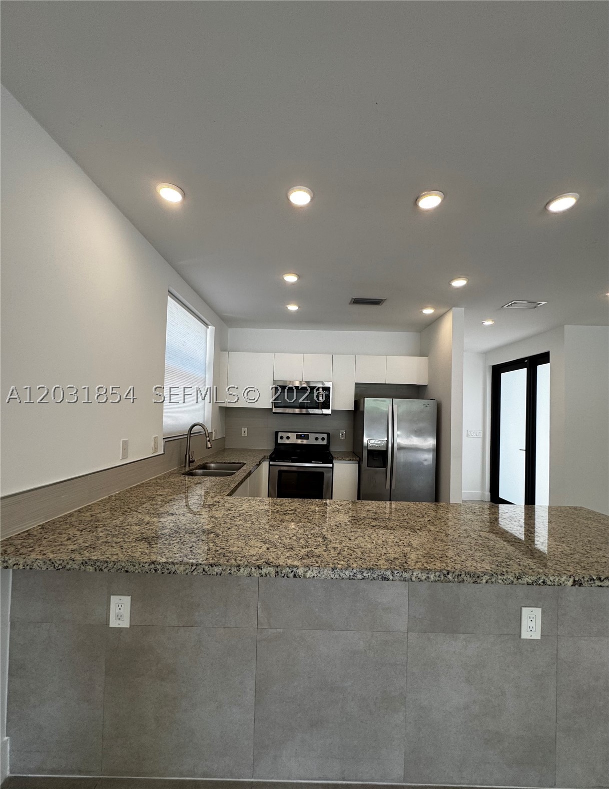 KARNAT SUB - Residential Lease