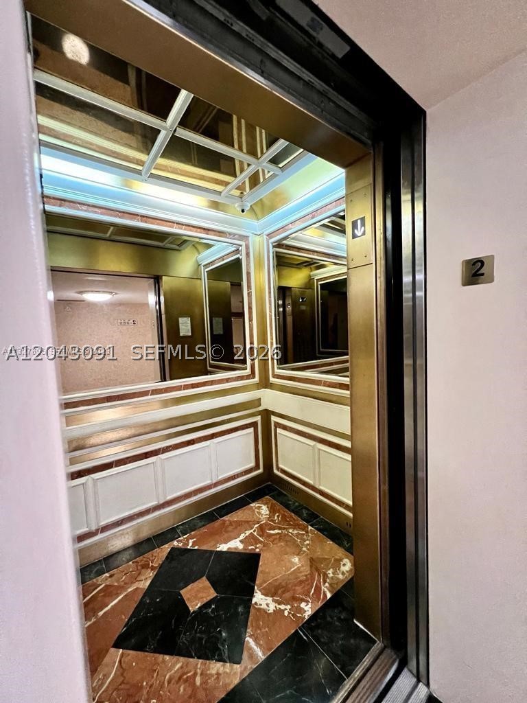 PARKER PLAZA CONDO ESTATE - Residential Lease